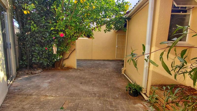 2 Bedroom Property for Sale in Heuwelsig Free State